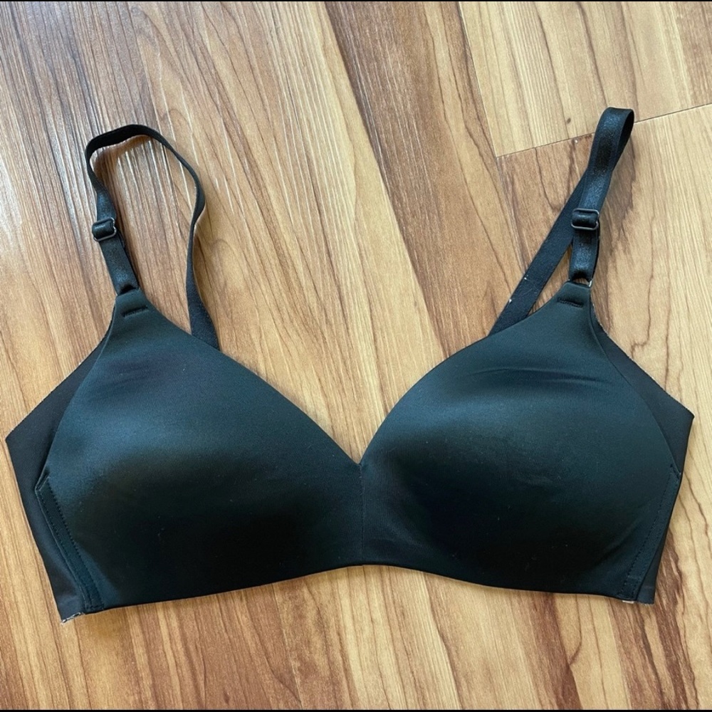 Warner’s Black Bra